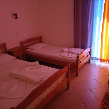 Julieta'S House Hotel Patitiri  Exterior photo