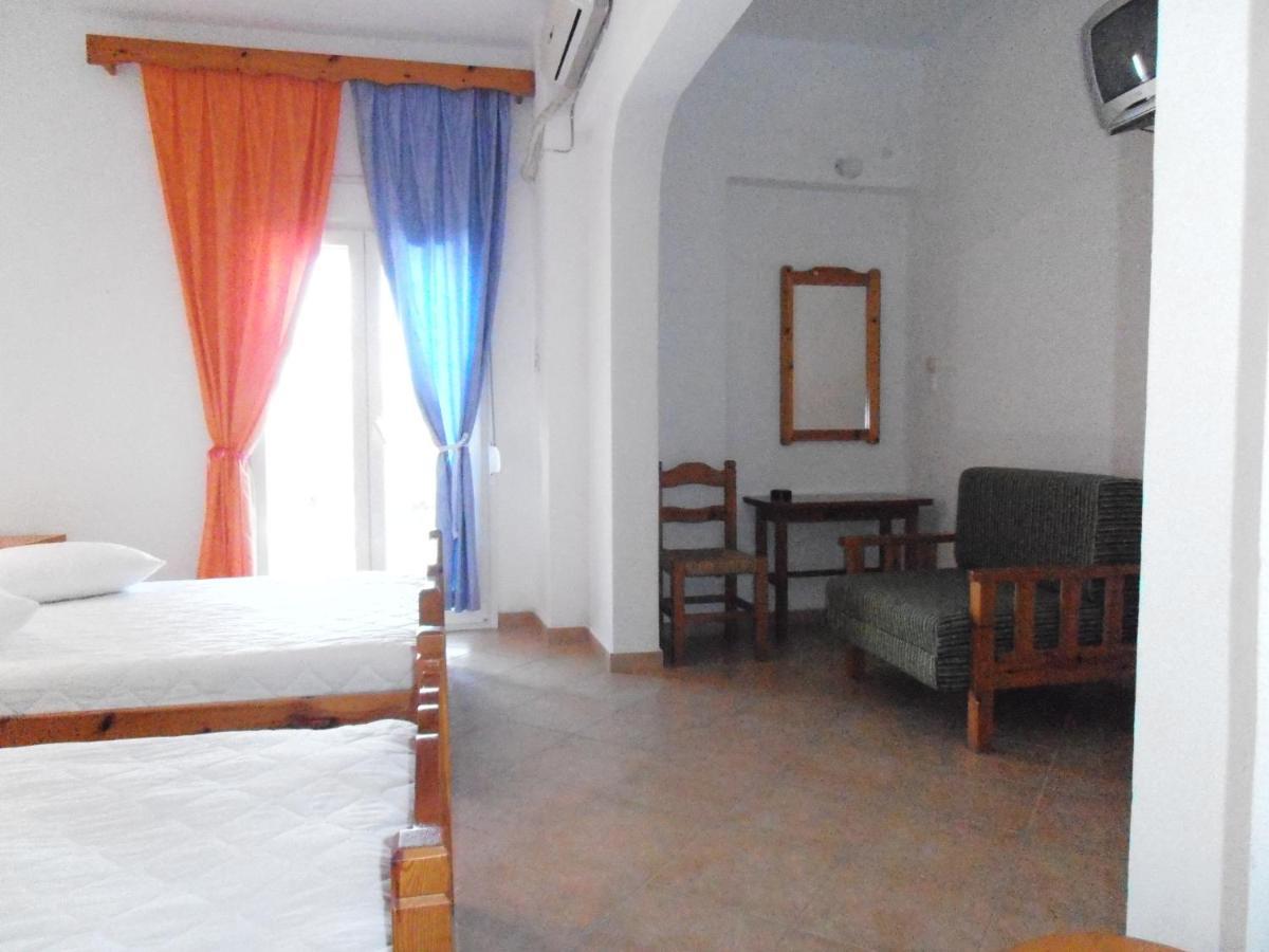 Julieta'S House Hotel Patitiri  Exterior photo